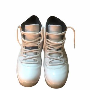 Men’s Nike Jordan (baby blue and white)